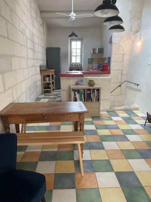 "L'Artistique" Centre Arles Fondation Van Gogh ภายนอก รูปภาพ