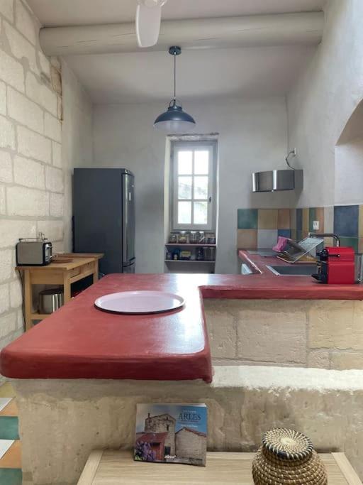 "L'Artistique" Centre Arles Fondation Van Gogh ภายนอก รูปภาพ